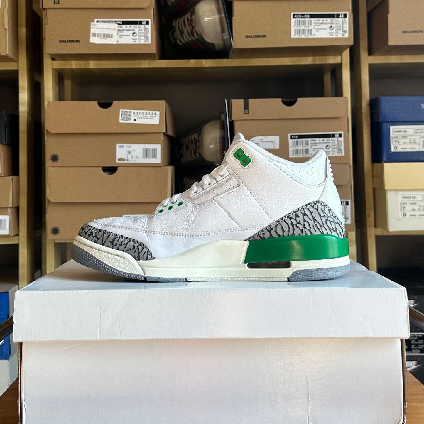 Preloved Air Jordan 3 (W) - Lucky Green (UK 7)