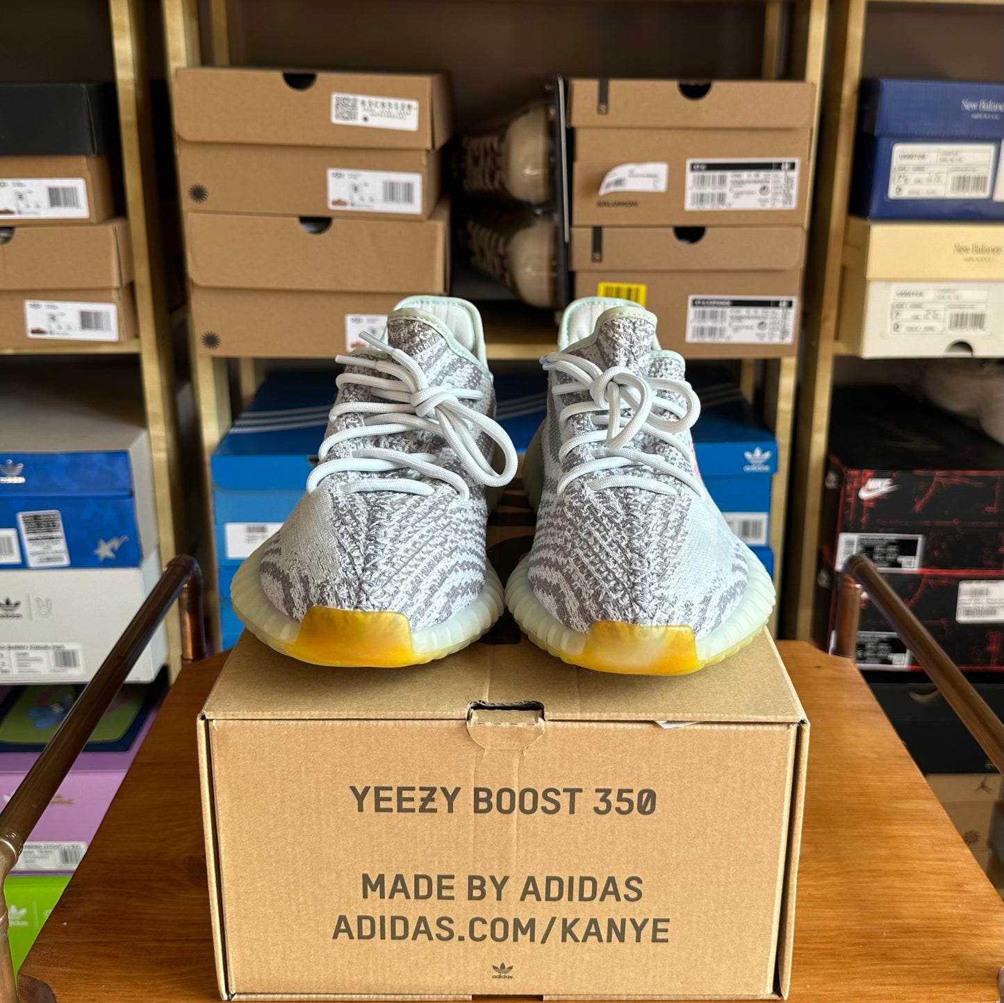 Preloved Yeezy 350V2 - Blue Tint (UK 8)
