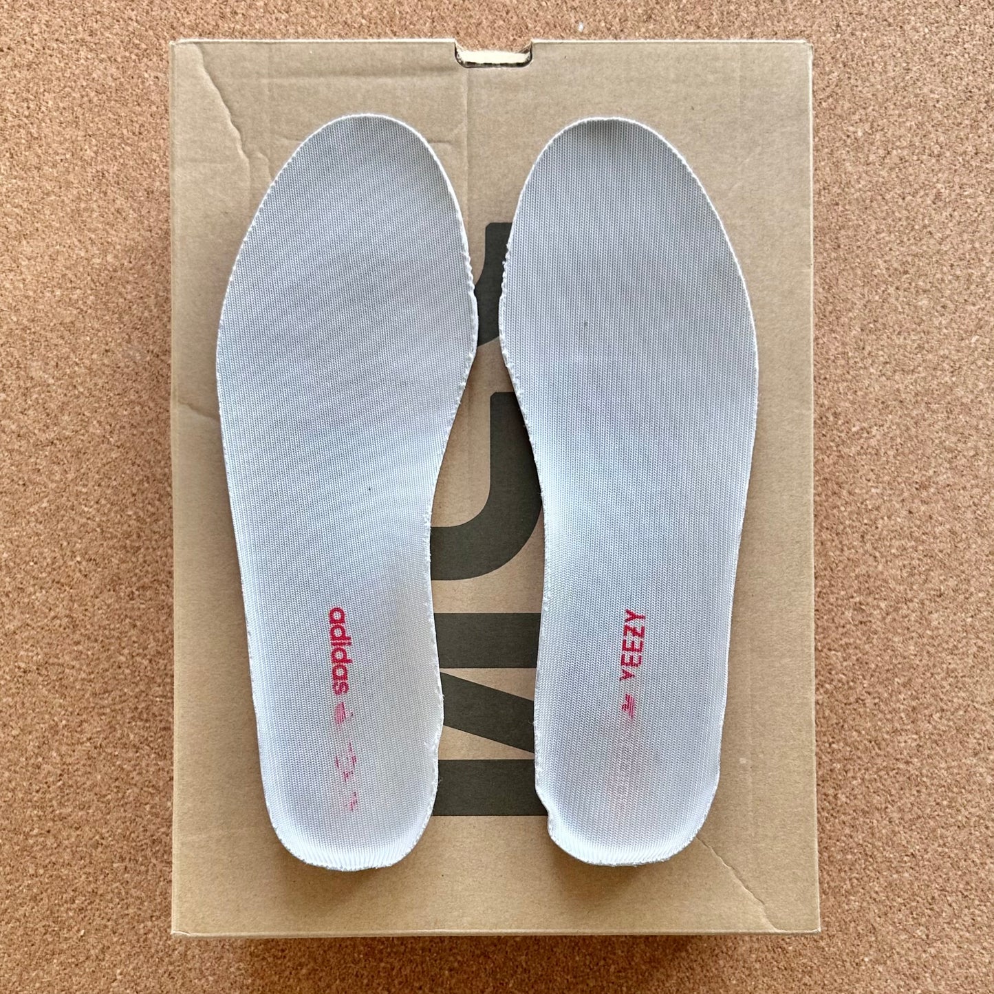 Preloved Yeezy 350V2 - Blue Tint (UK 9)