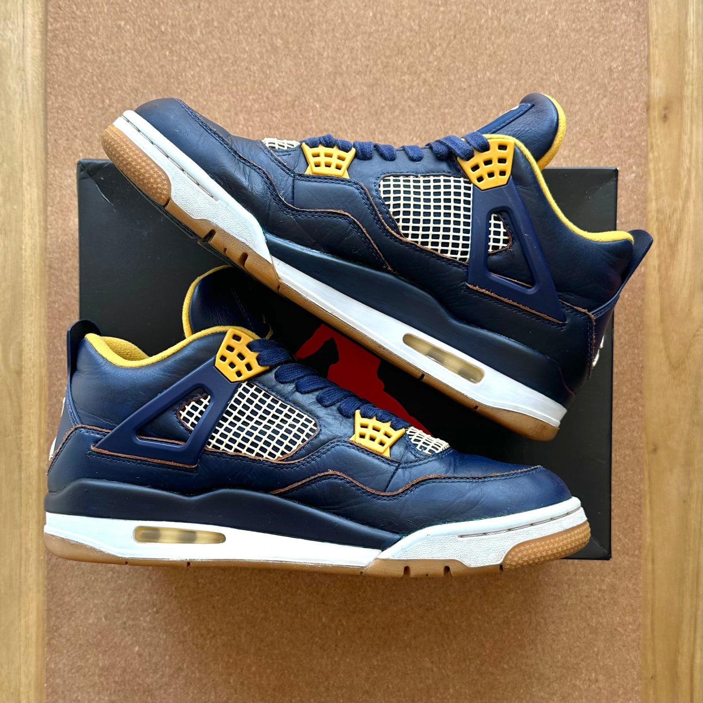 Preloved Air Jordan 4 Retro - Dunk From Above (UK 9.5)