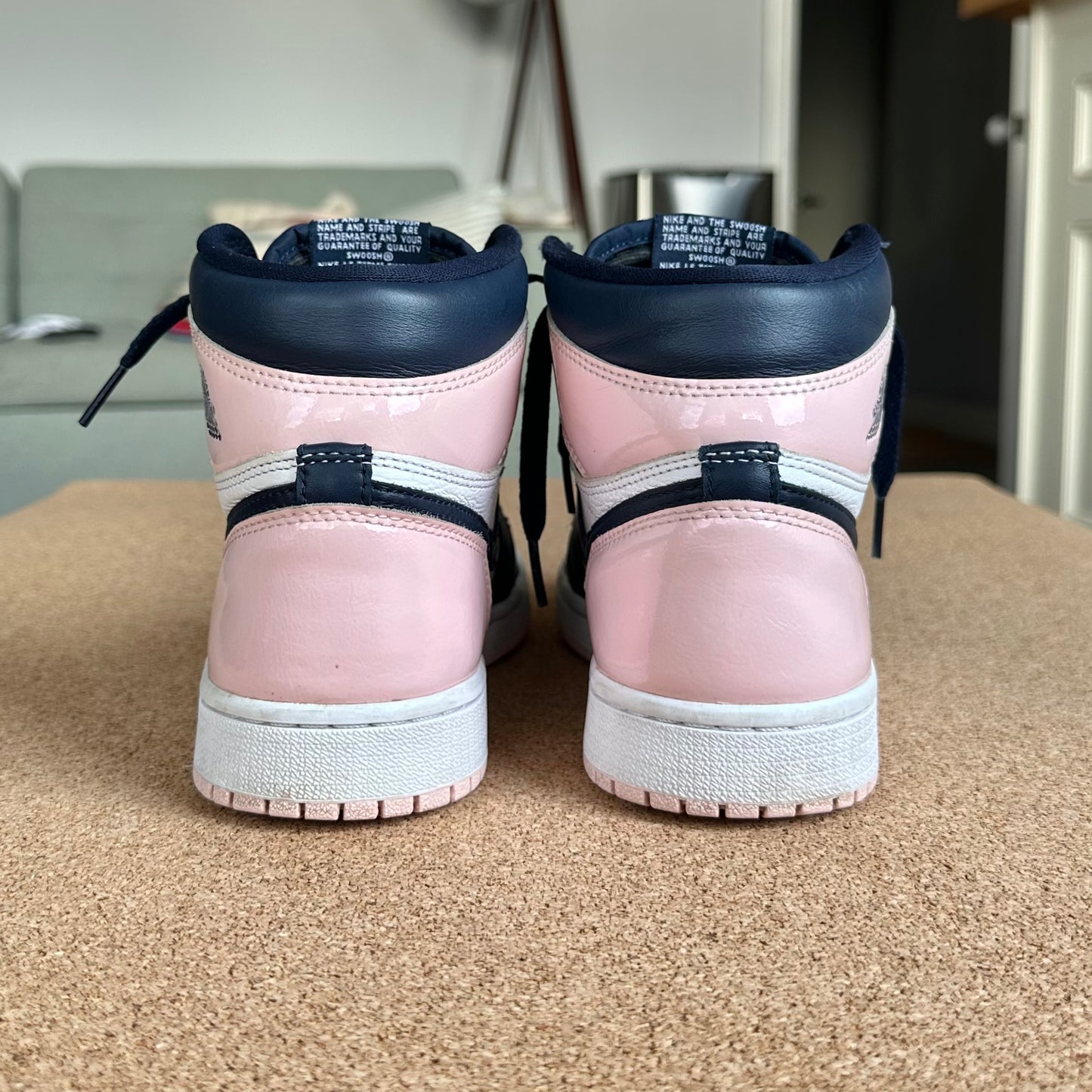 Preloved Air Jordan 1 Retro High OG - Bubblegum 'Atmosphere' (UK 5)