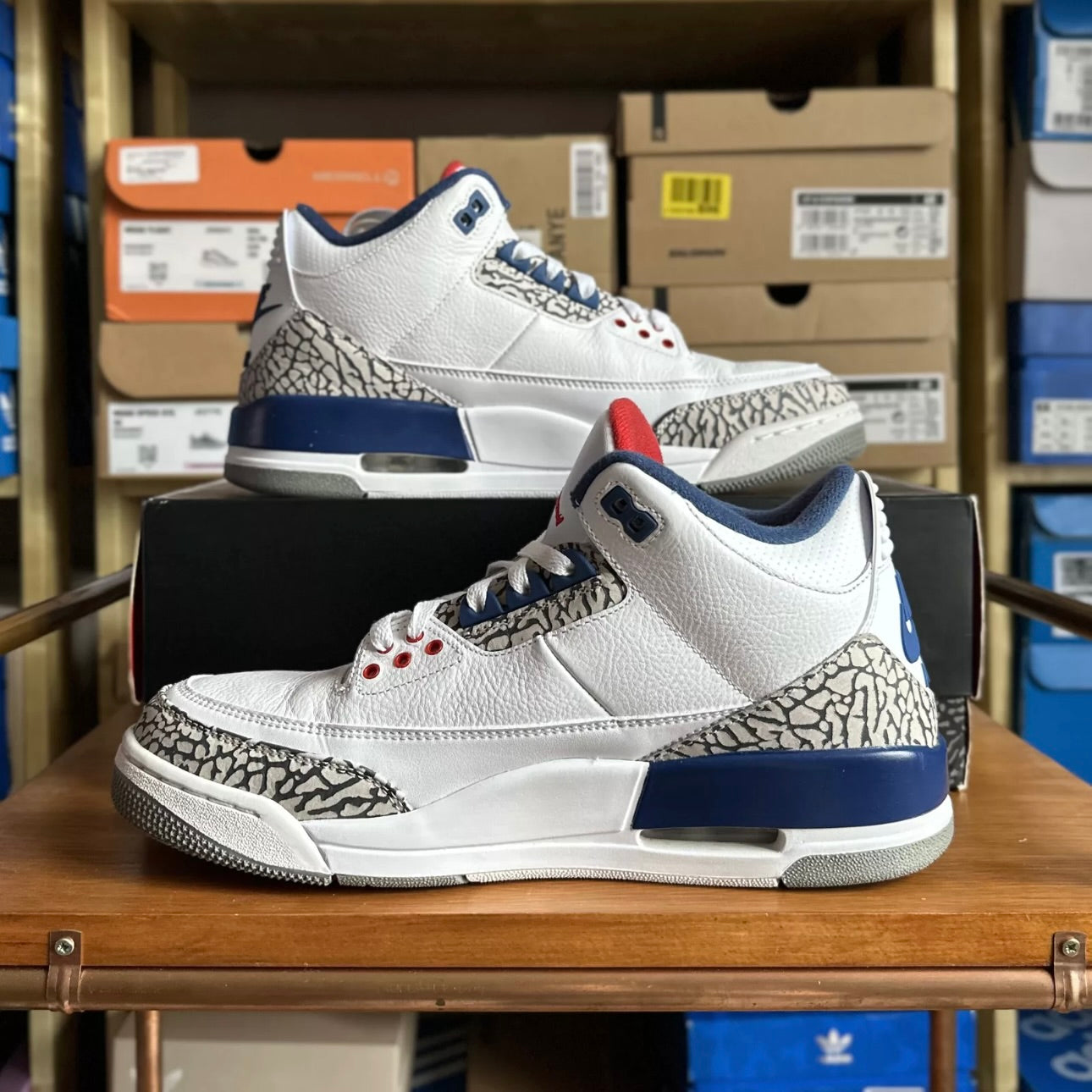 Preloved Air Jordan 3 - True Blue 2016 (UK 8)