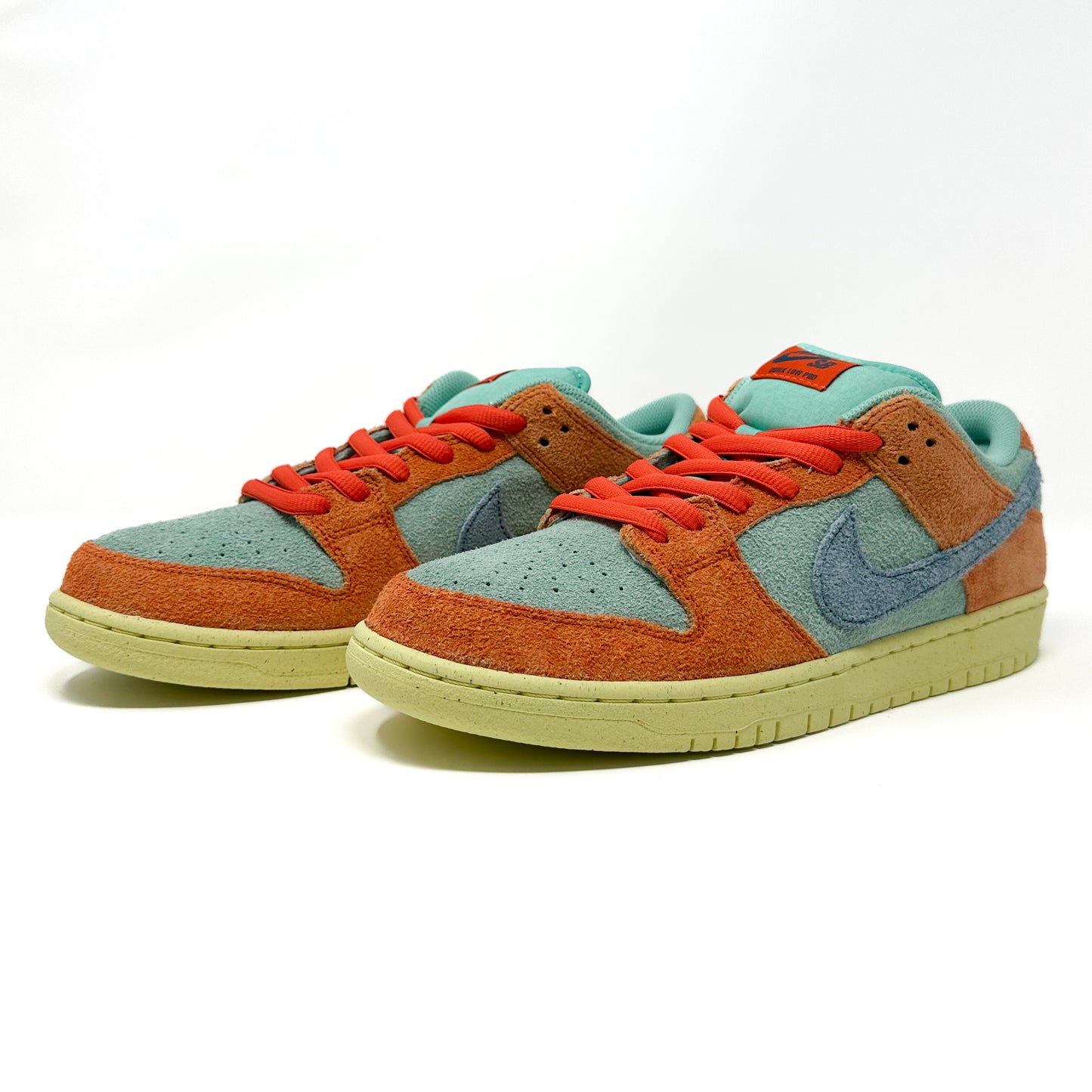 Nike SB Dunk Low - Orange/Emerald Rise
