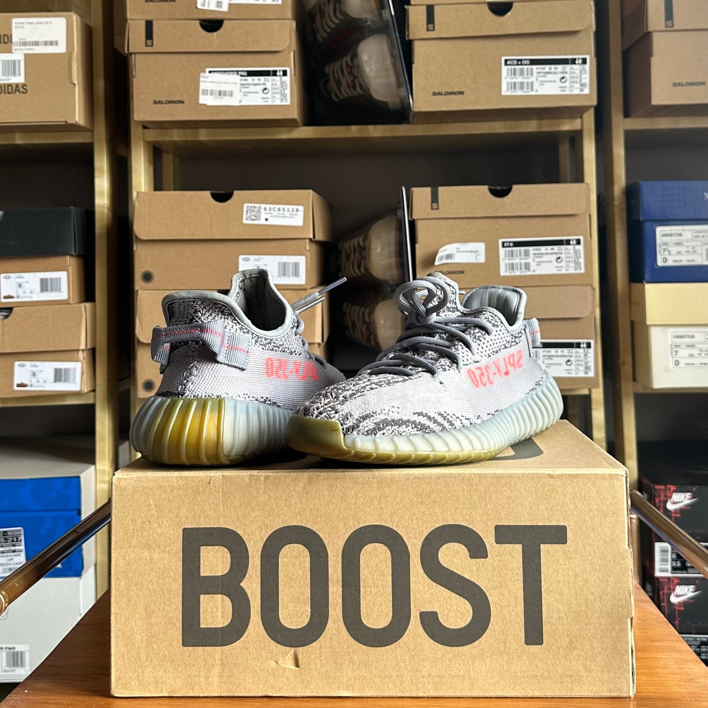 Preloved Yeezy 350V2 - Beluga 2.0 (UK 7.5)