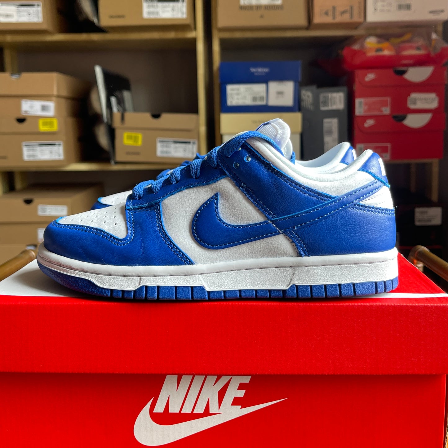 Preloved Nike Dunk Low SP - Kentucky (UK 3.5)