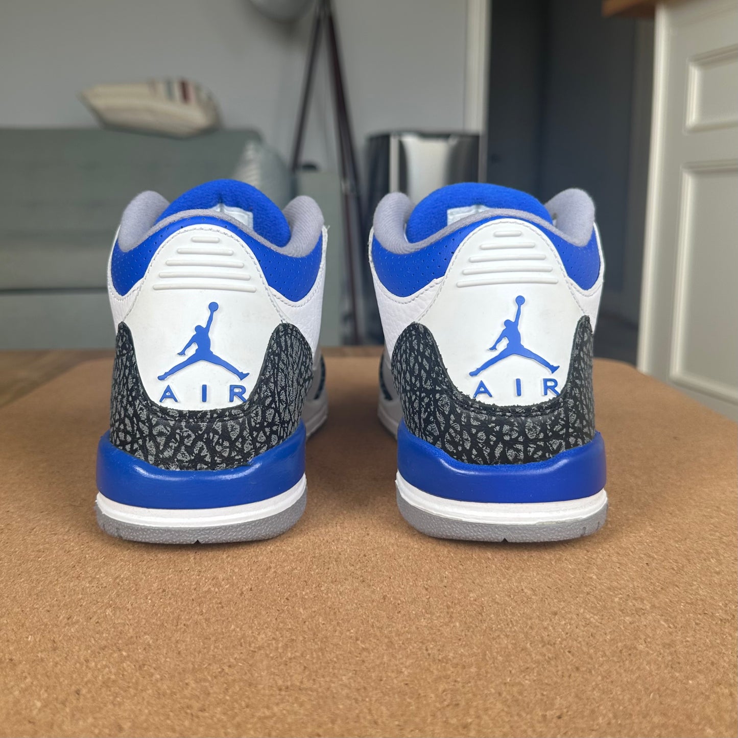 Preloved Air Jordan 3 Retro Mid GS - Racer Blue (UK 6/EU 40)