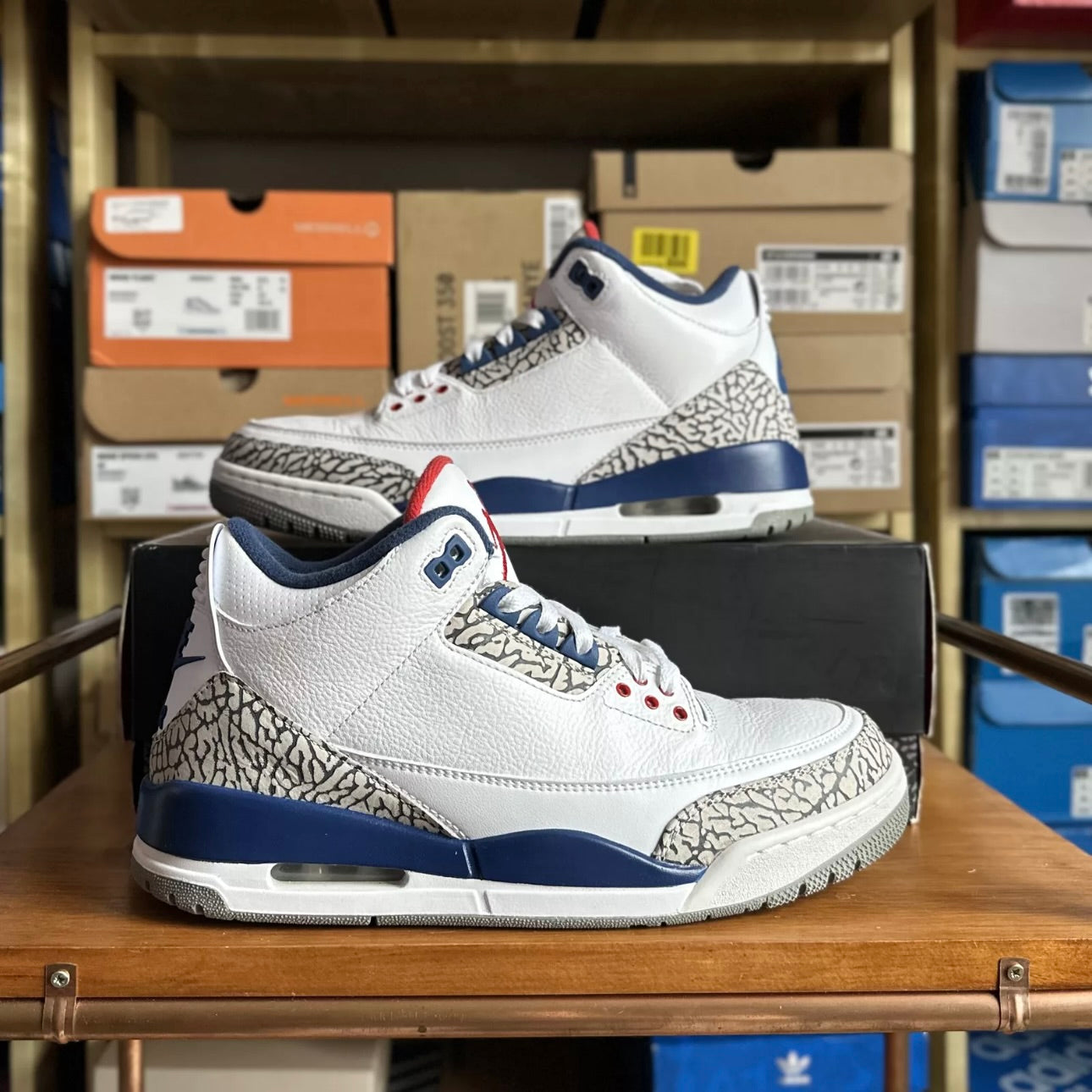 Preloved Air Jordan 3 - True Blue 2016 (UK 8)