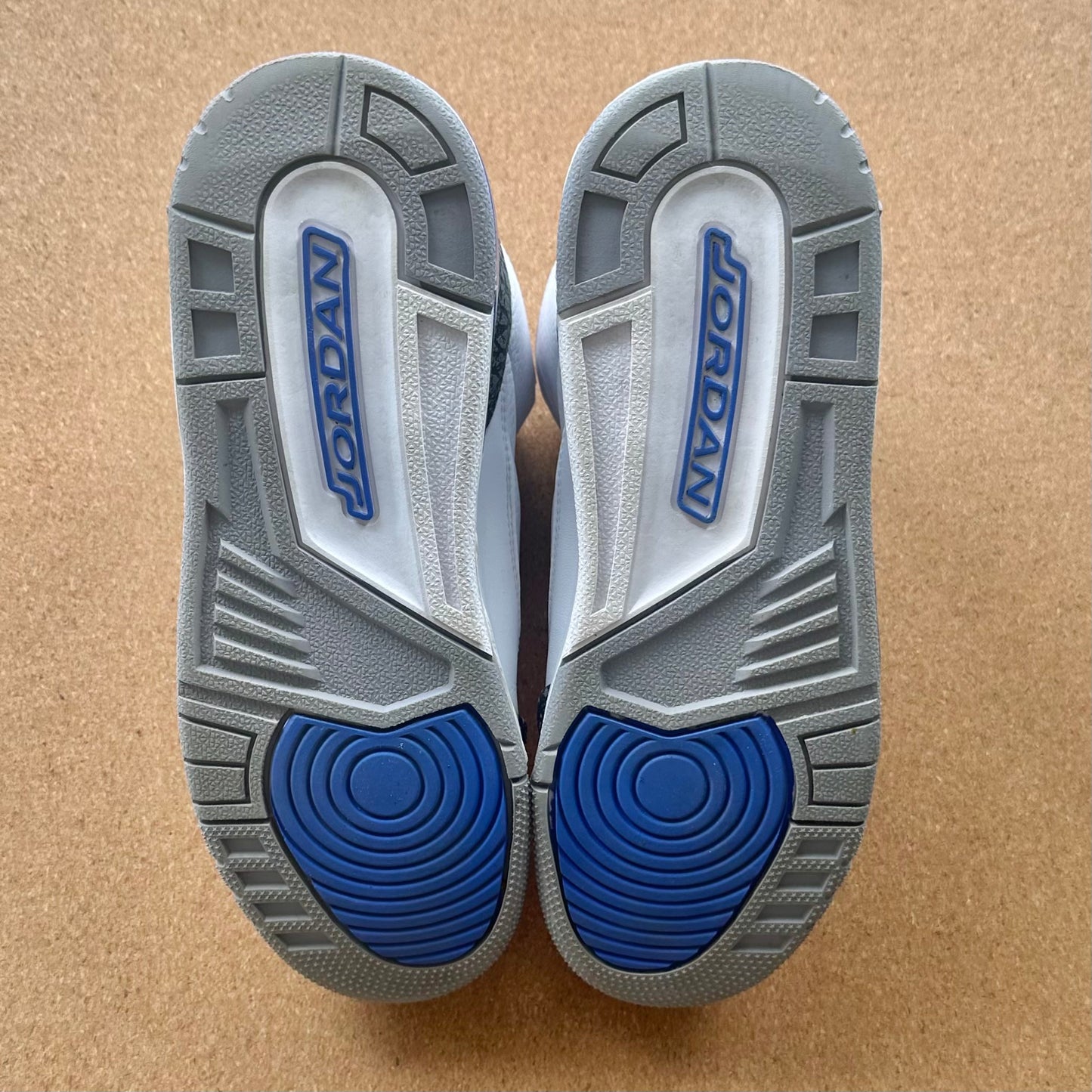 Preloved Air Jordan 3 Retro Mid GS - Racer Blue (UK 6/EU 40)