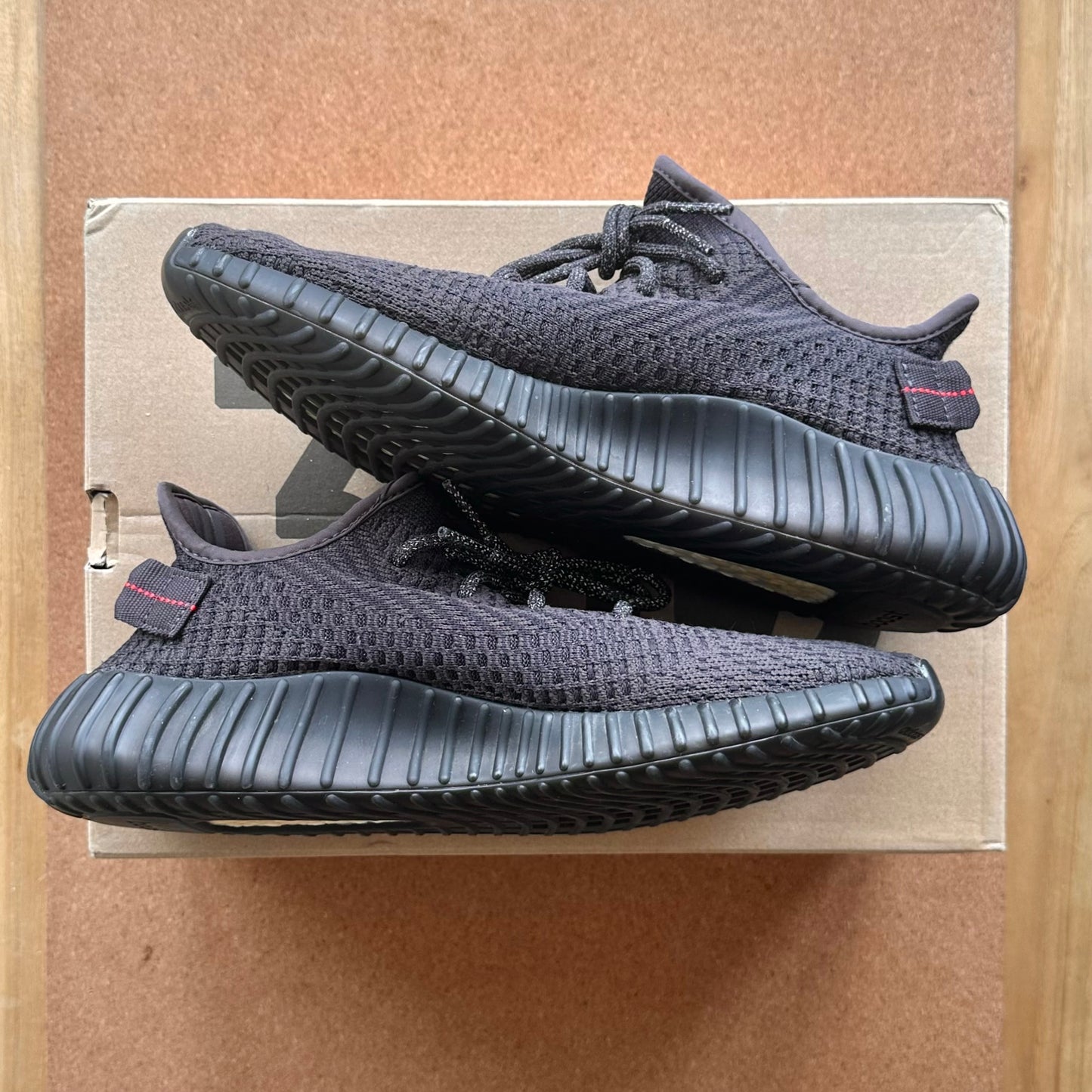 Preloved Yeezy Boost 350V2 - Black Non Reflective (UK 8.5)