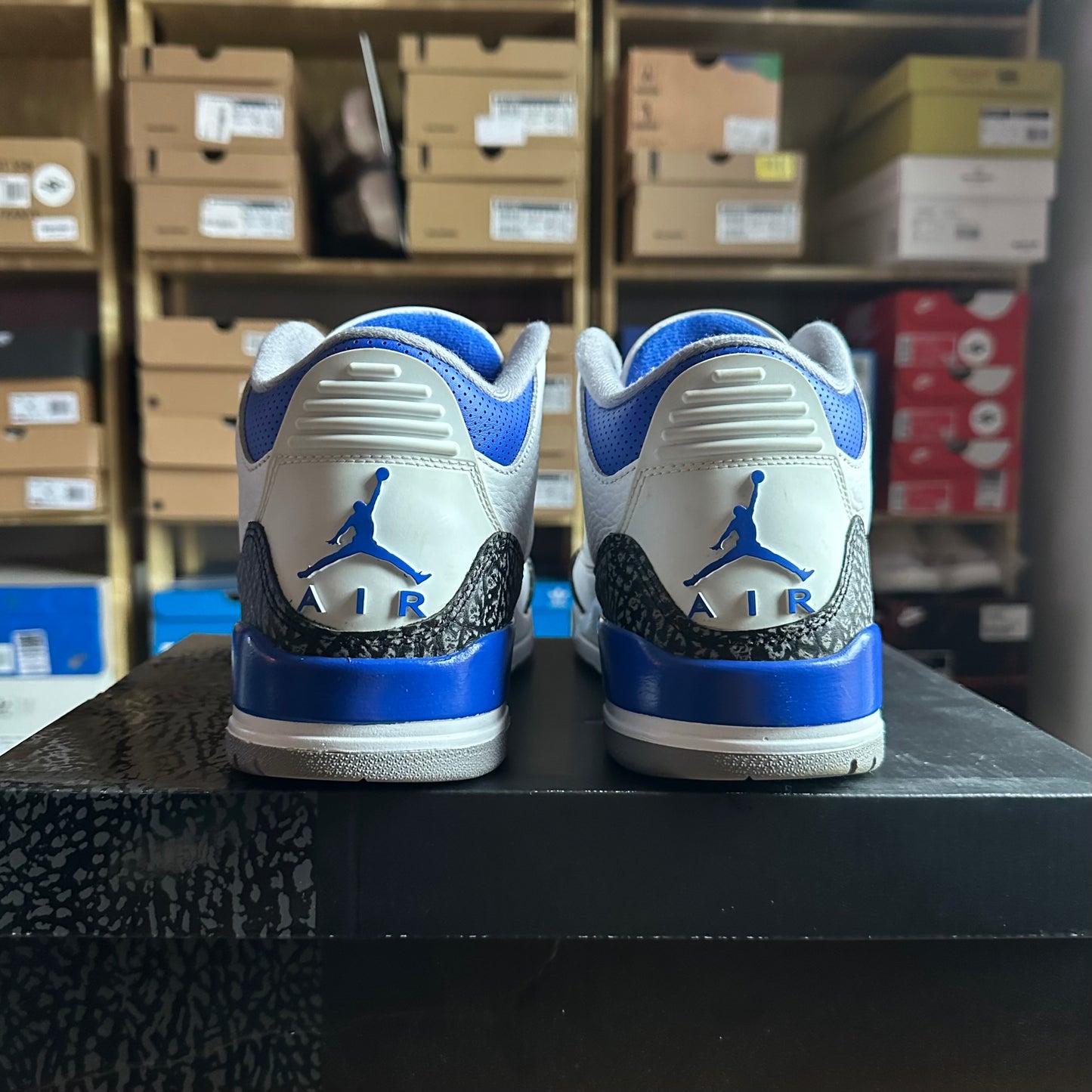 Preloved Air Jordan 3 Retro - Racer Blue (UK 8)