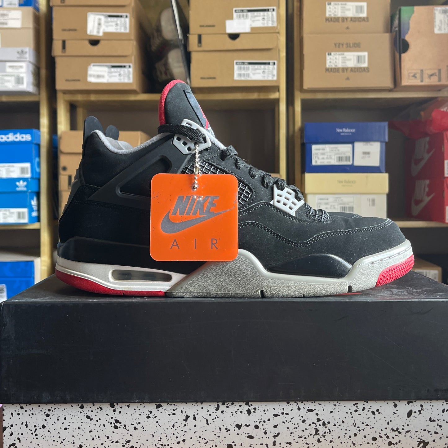 Preloved Air Jordan 4 Retro - Bred 2019 (UK 10)