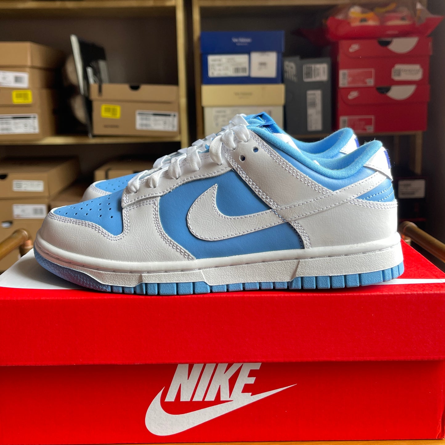 Preloved Nike Dunk Low (W) ESS - Reverse UNC (UK 3.5)