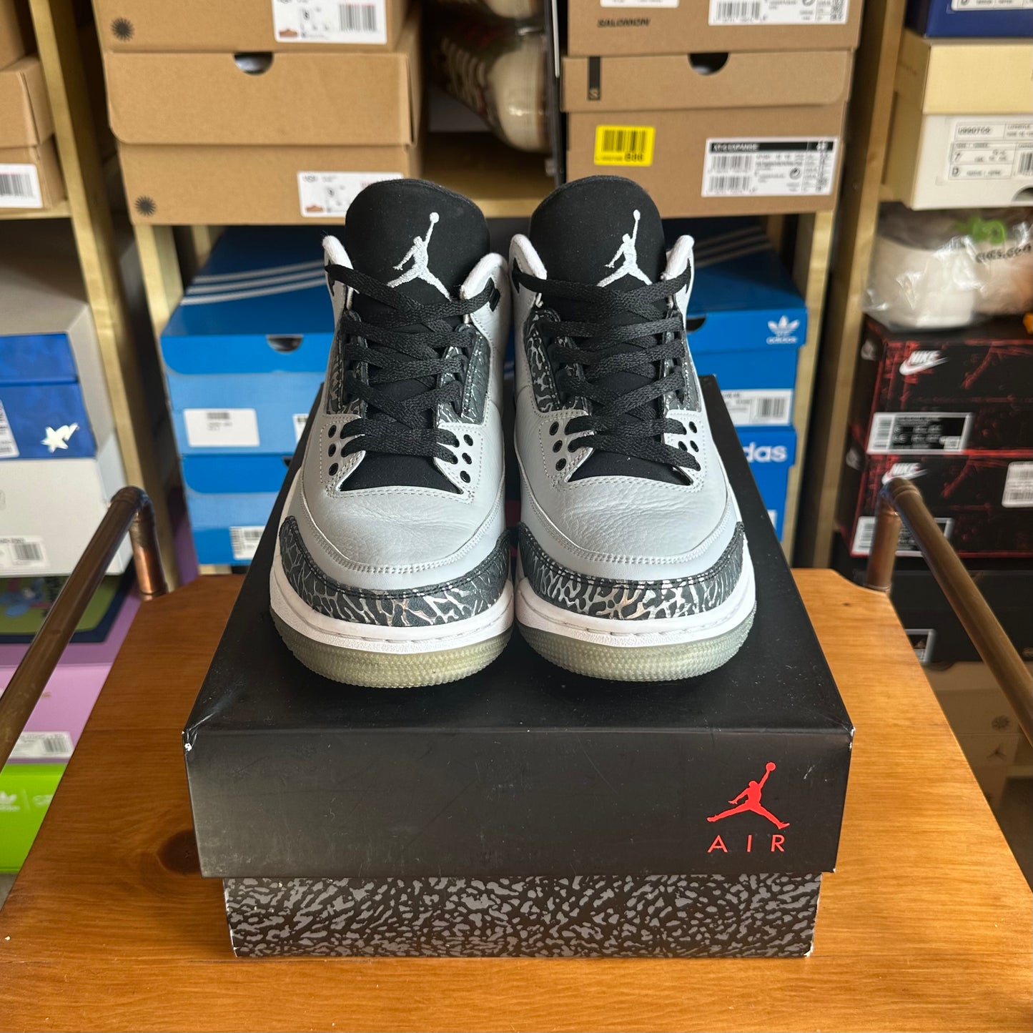 Preloved Air Jordan 3 Retro - Wolf Grey (UK 7.5)