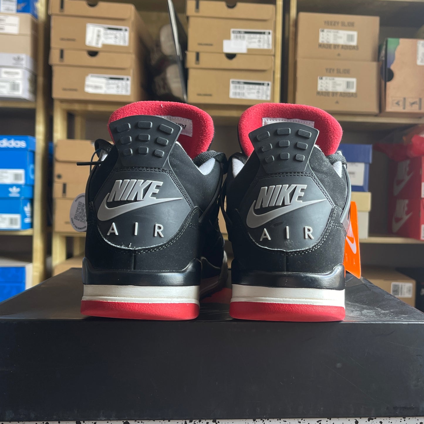 Preloved Air Jordan 4 Retro - Bred 2019 (UK 10)