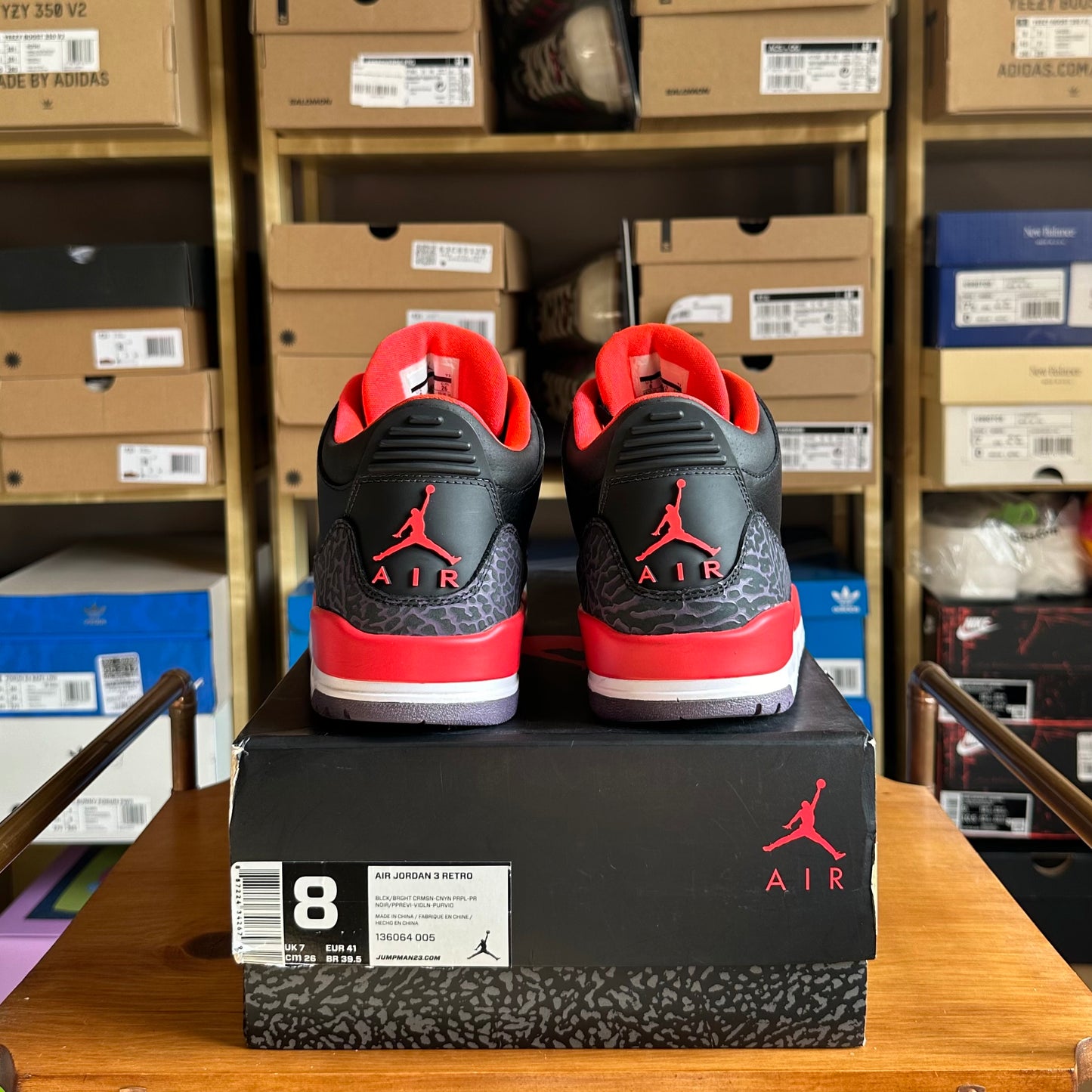 Preloved Air Jordan 3 - Crimson 2013 (UK 7)