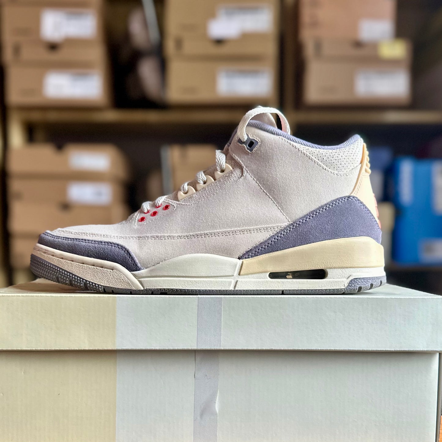 Preloved Air Jordan 3 - Muslin (UK 9.5)