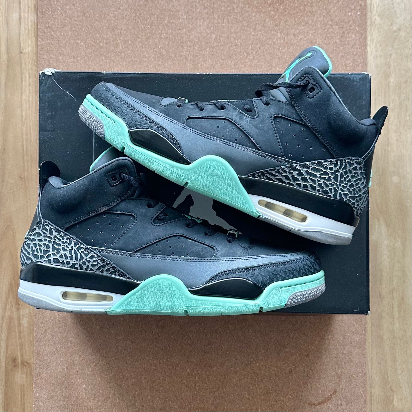 UK 11 - Air Jordan Son Of Mars - Green Glow