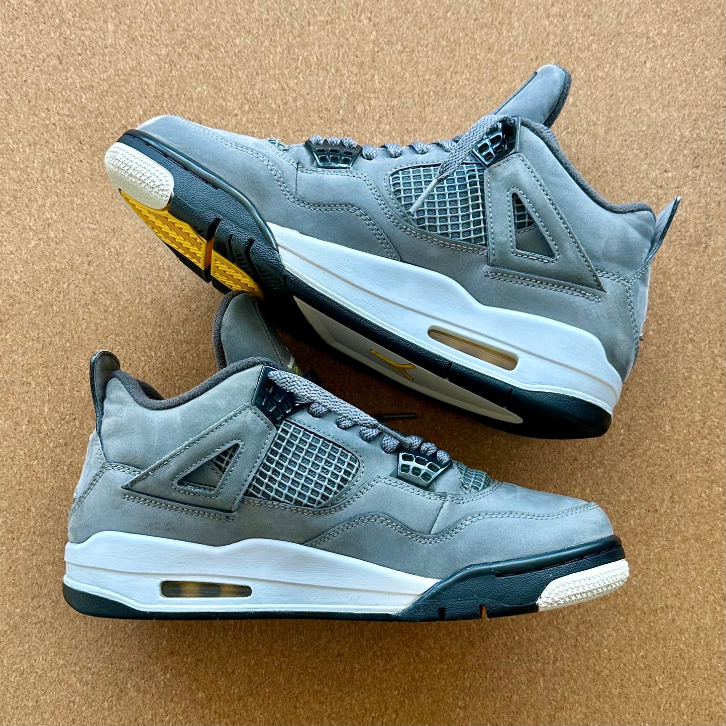 Preloved - Air Jordan 4 Retro - Cool Grey (UK 6 - EU 40)