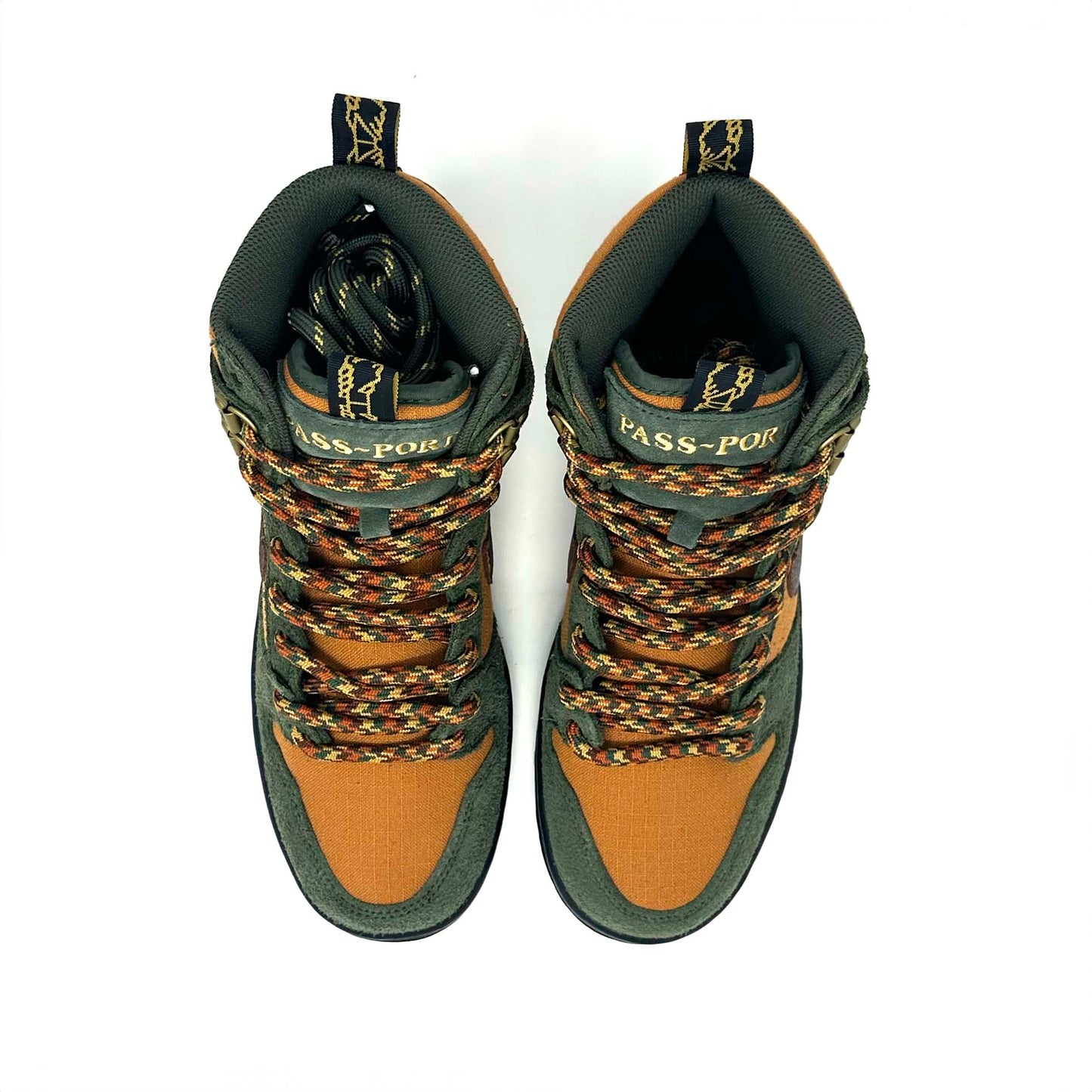 Nike x Pass~Port SB Dunk High QS - Workboot Green
