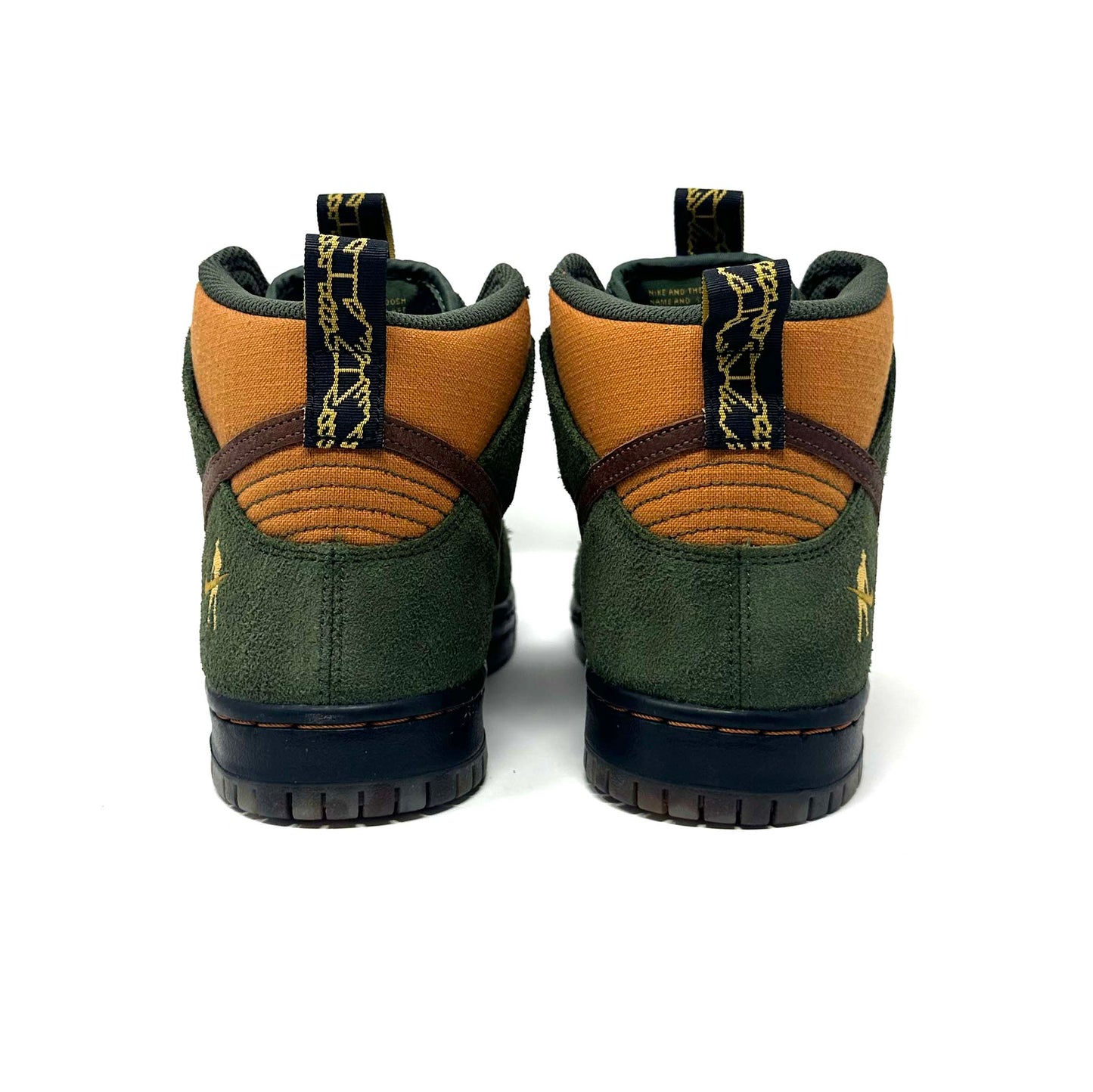 Nike x Pass~Port SB Dunk High QS - Workboot Green
