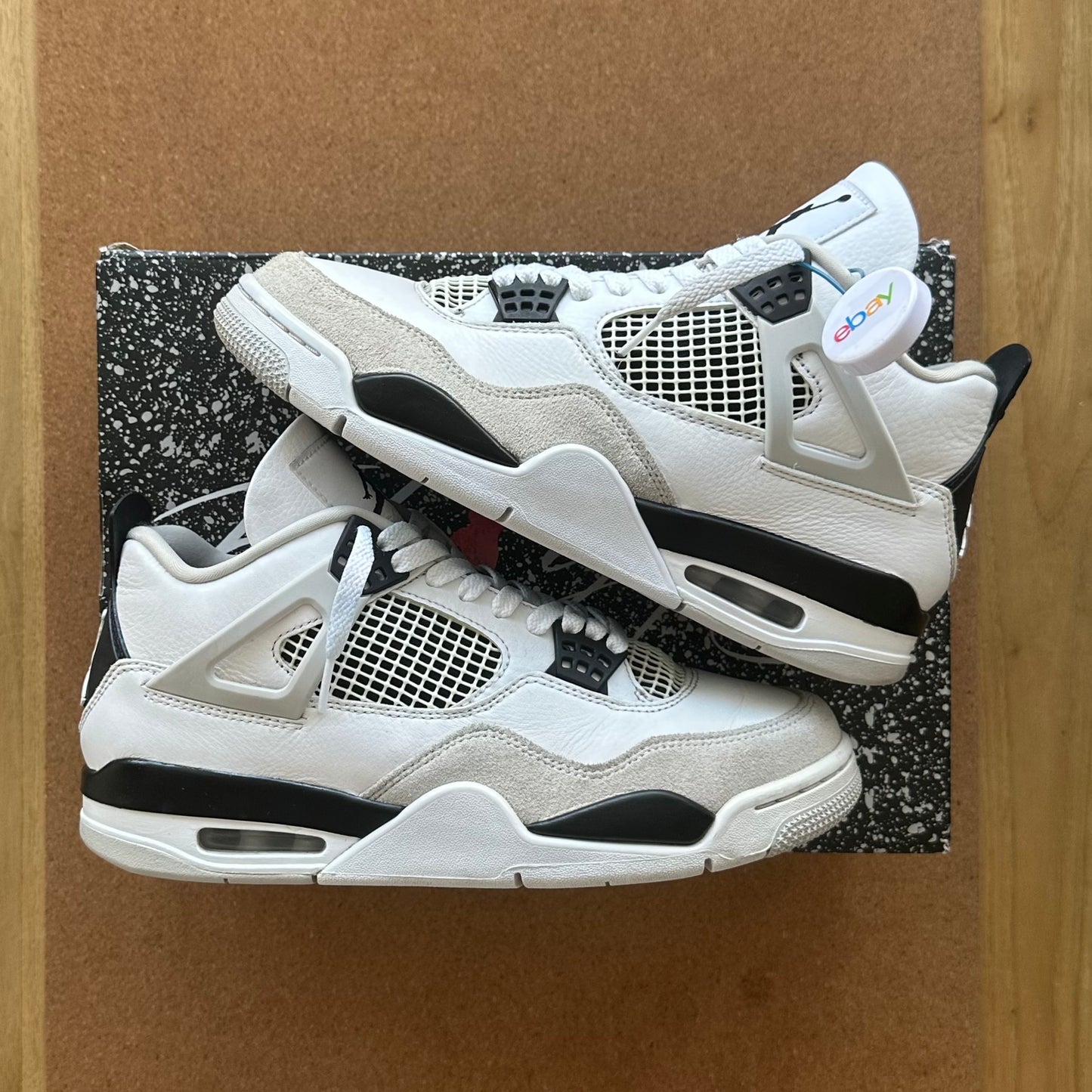 Preloved - Air Jordan 4 Retro - Military Black (UK 7.5)