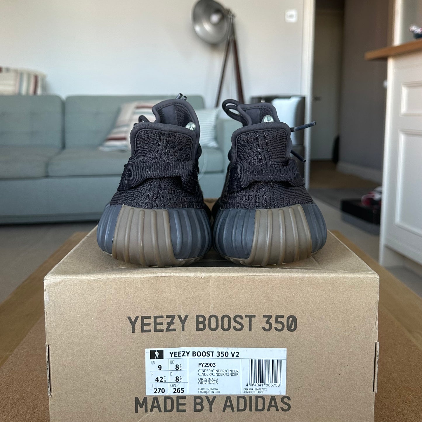 Preloved Yeezy Boost 350V2 - Cinder (UK 8.5)