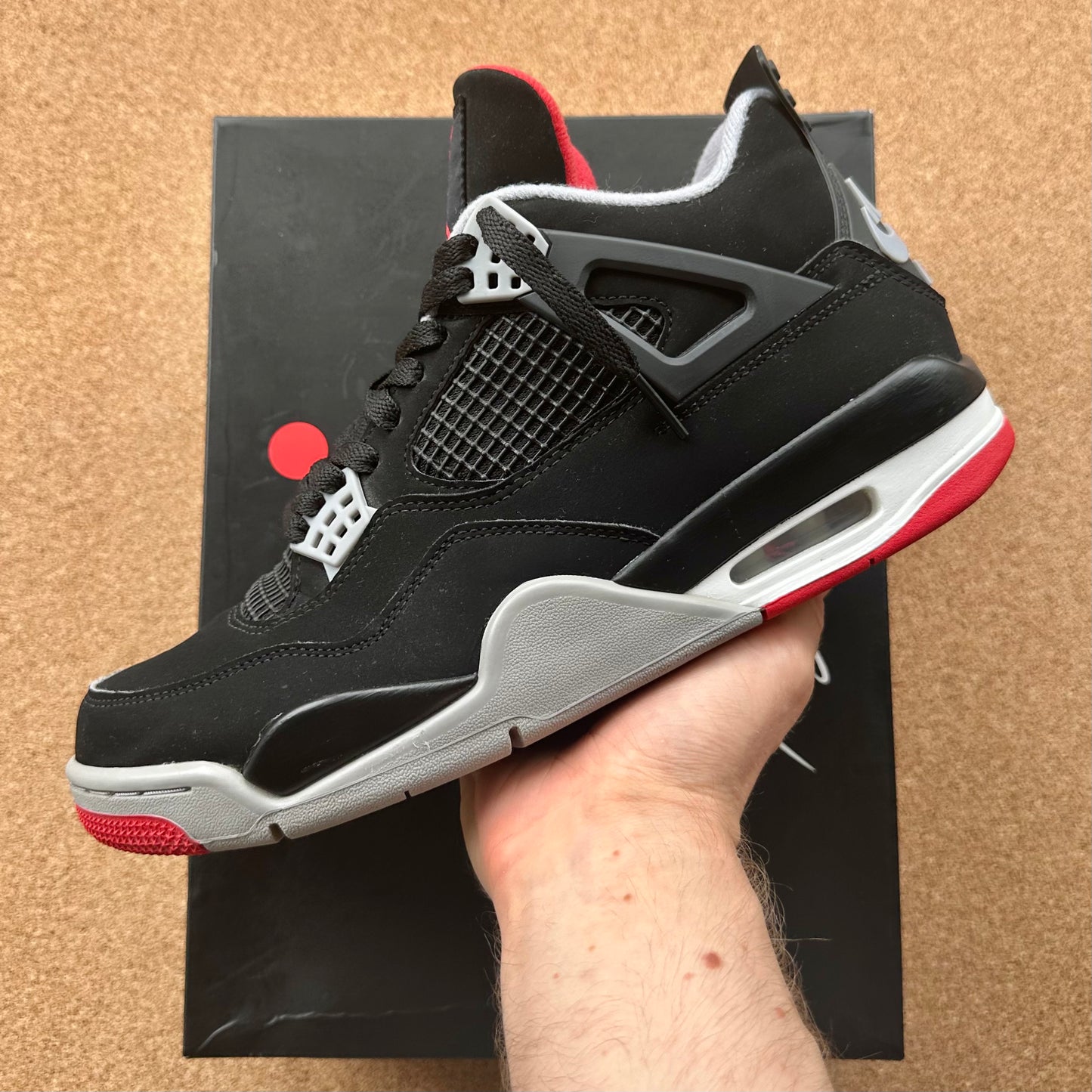 Preloved Air Jordan 4 - Bred 2019 (UK 8.5)