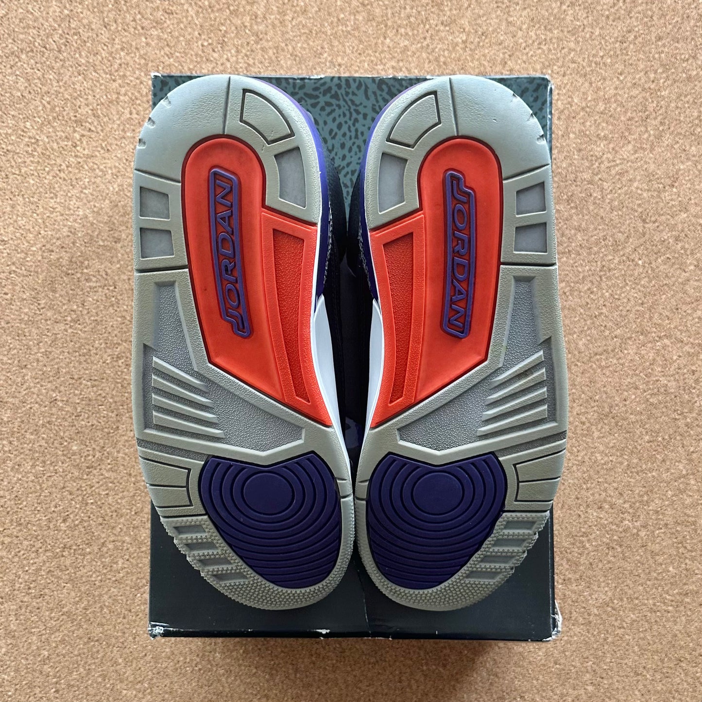 Preloved - Air Jordan 3 - Court Purple (UK 8)