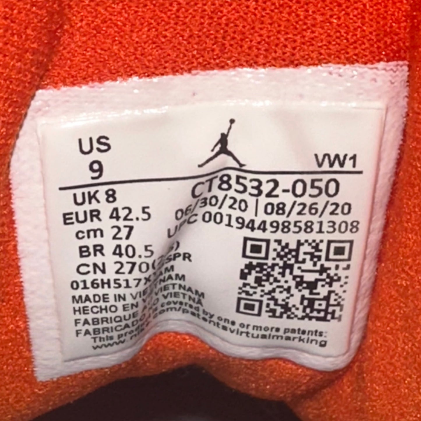 Preloved - Air Jordan 3 - Court Purple (UK 8)