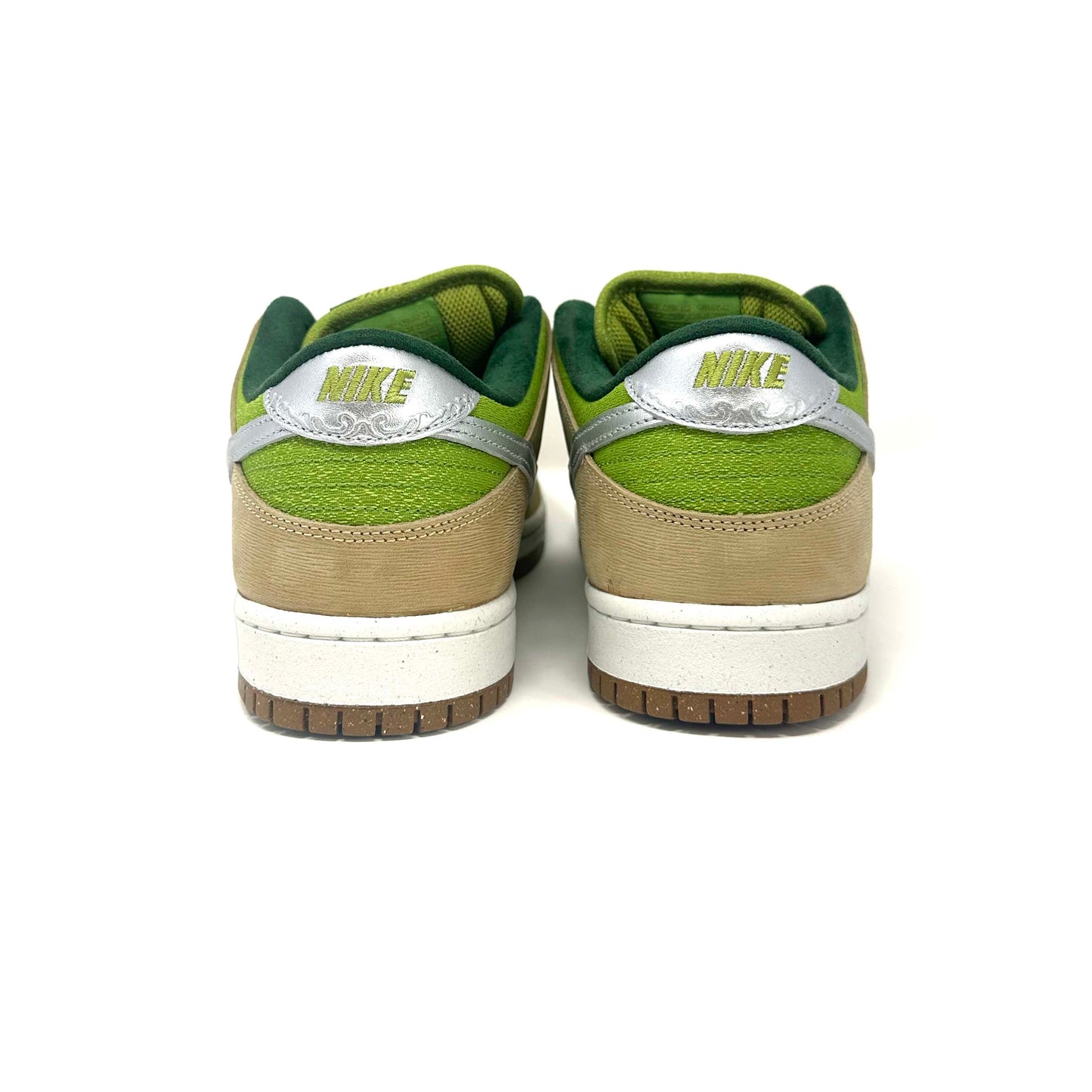 Nike SB Dunk Low - Trocadero Gardens