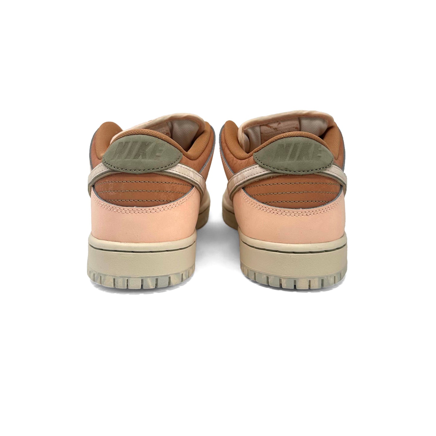 Nike SB Dunk Low - Trocadero Gardens