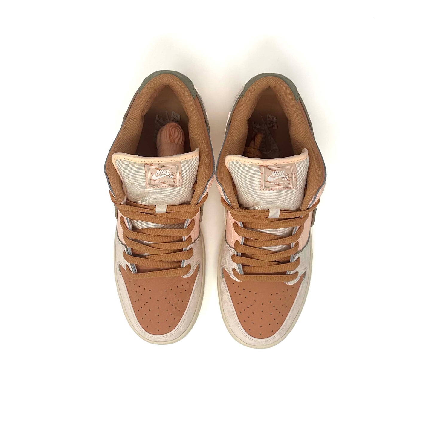Nike SB Dunk Low - Trocadero Gardens