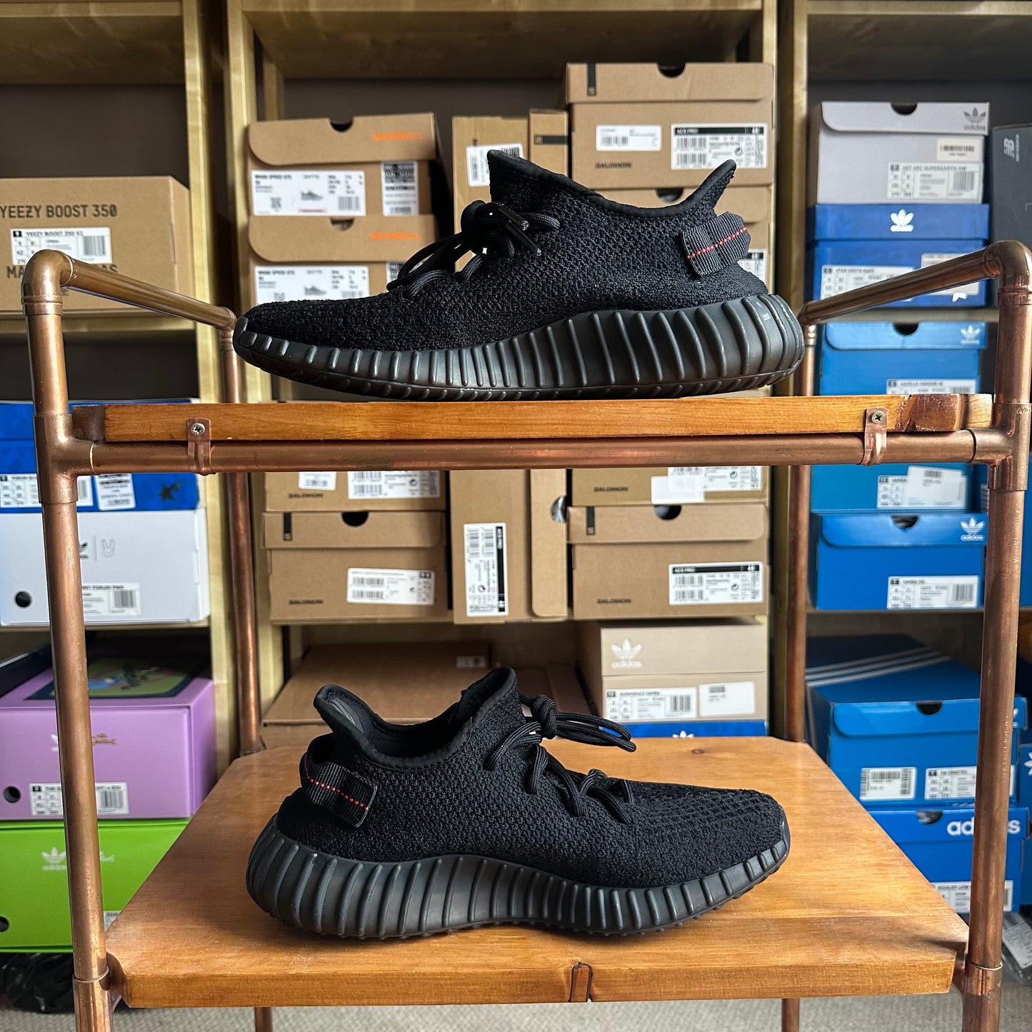 Preloved Yeezy Boost 350V2 - Bred (UK 8) - No Box