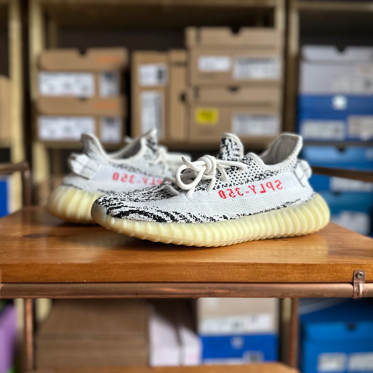 Preloved Yeezy Boost 350V2 - Zebra (UK 6) - No Box