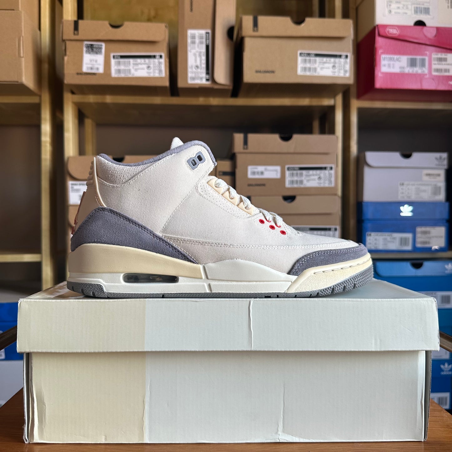 Preloved Air Jordan 3 - Muslin (UK 8)
