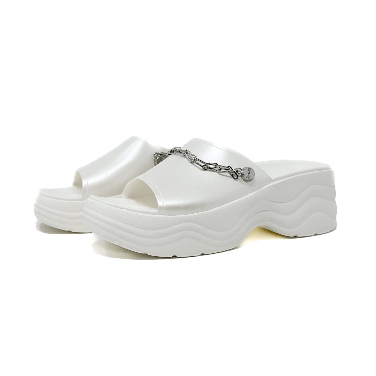 Crocs Women's Skyline Chain Slide - Cherry Picked Kicks