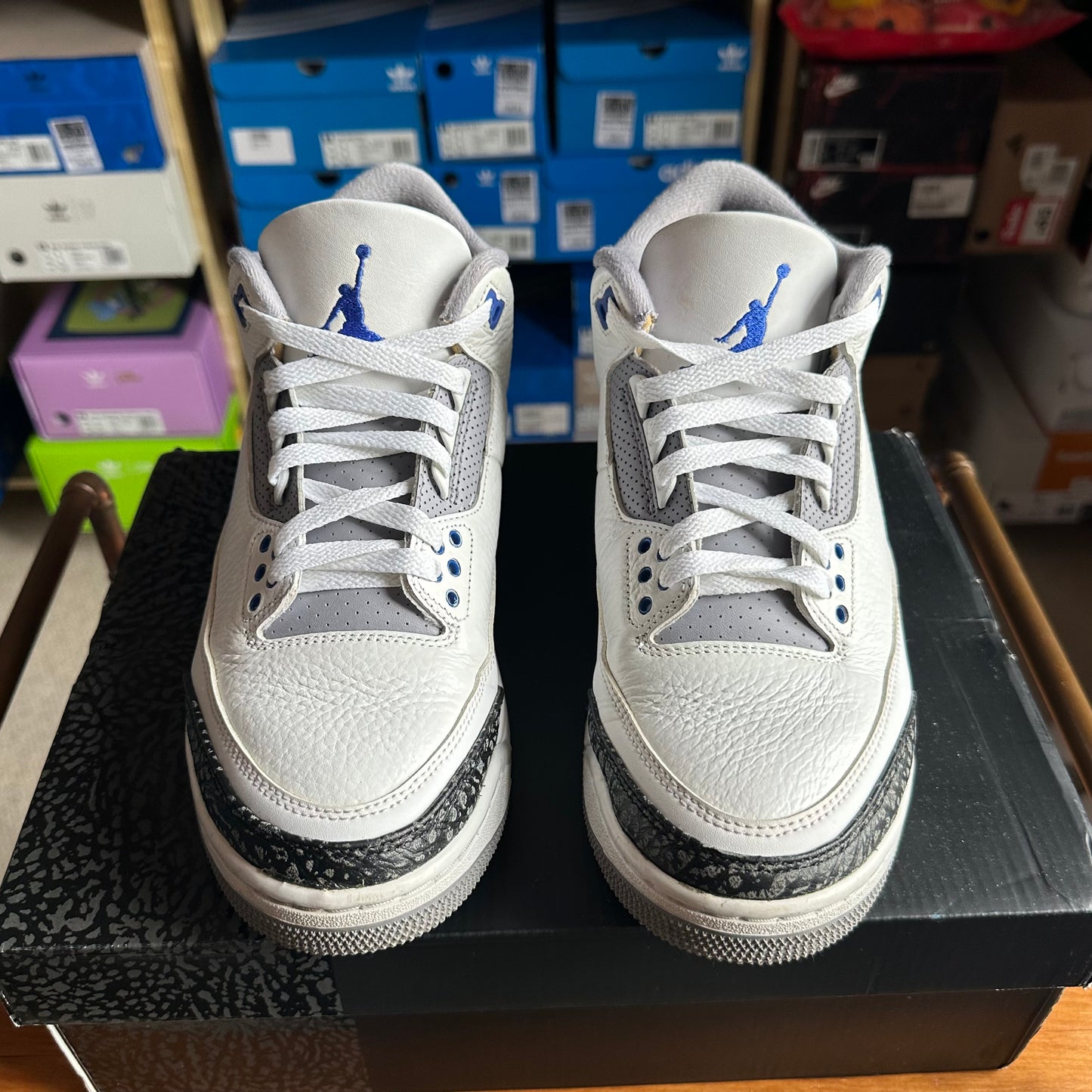 Preloved Air Jordan 3 - Racer Blue (UK 7.5)