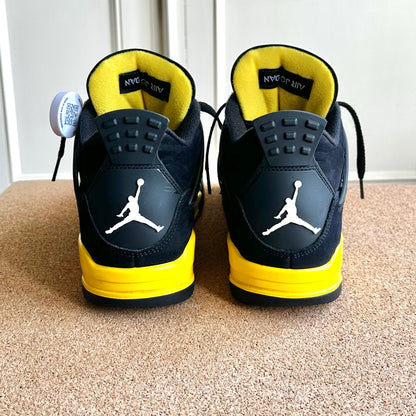 Preloved - Air Jordan 4 Retro - Thunder 2023 (UK 8)