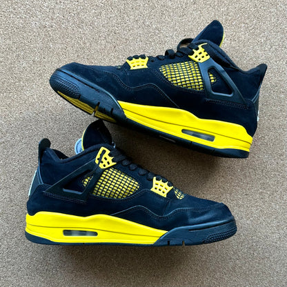 Preloved - Air Jordan 4 Retro - Thunder 2023 (UK 8)