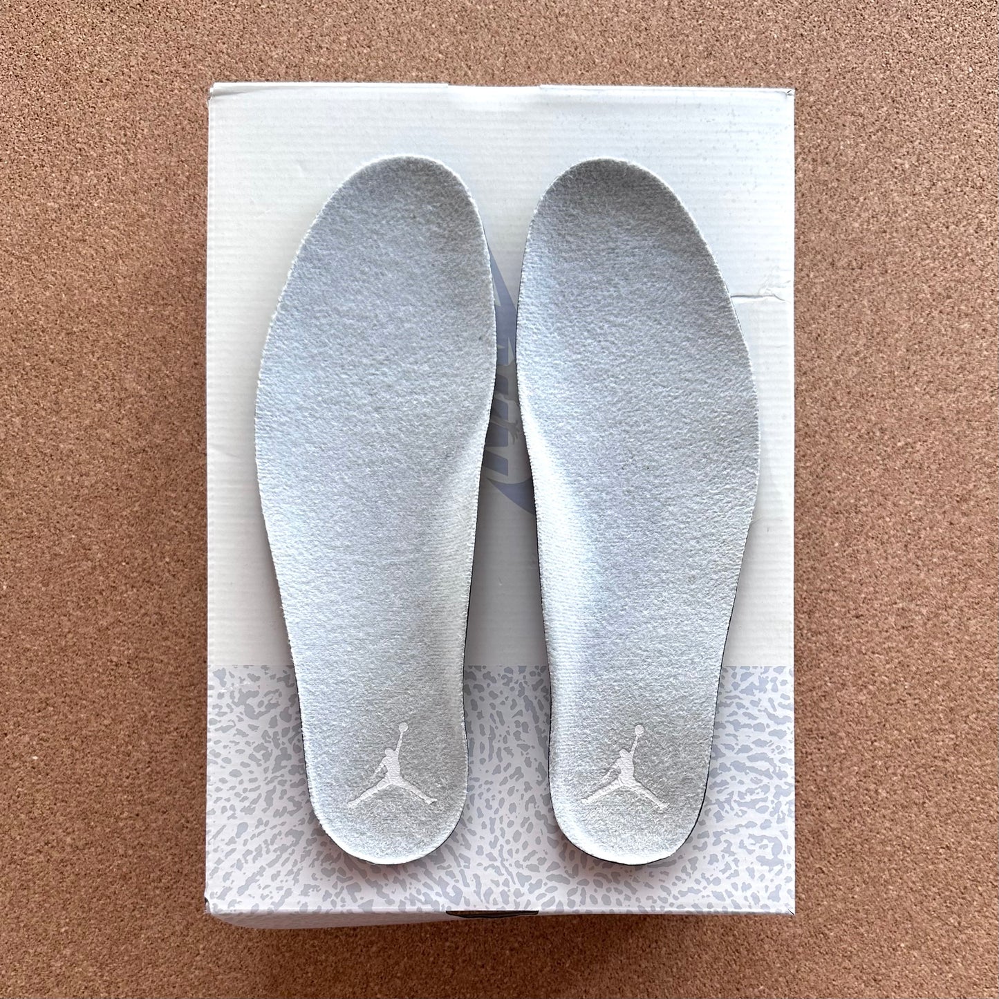 Preloved Air Jordan 3 Retro - Craft Ivory (UK 9)