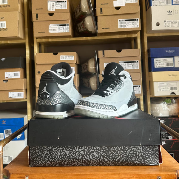 Preloved Air Jordan 3 Retro - Wolf Grey (UK 7.5)