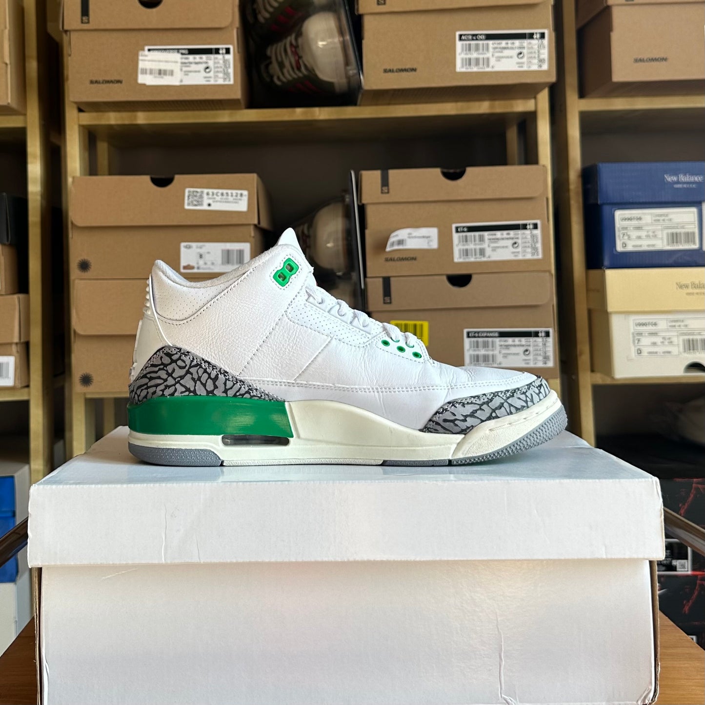 Preloved Air Jordan 3 (W) - Lucky Green (UK 7)