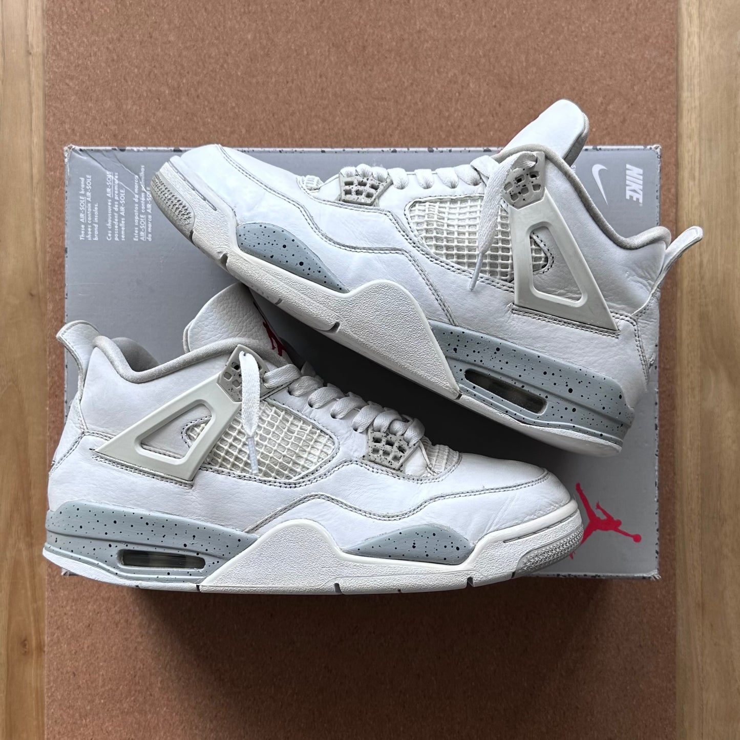 Preloved Air Jordan 4 Retro - White Oreo (UK 8.5)