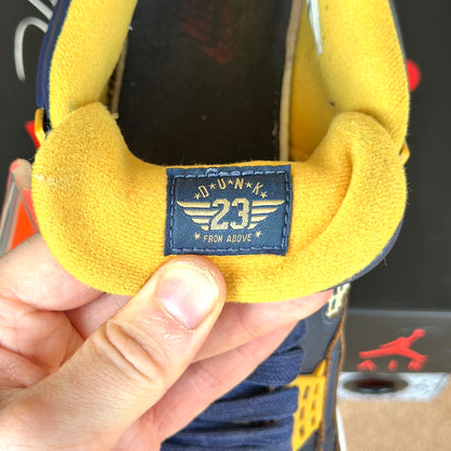 Preloved Air Jordan 4 Retro - Dunk From Above (UK 9.5)