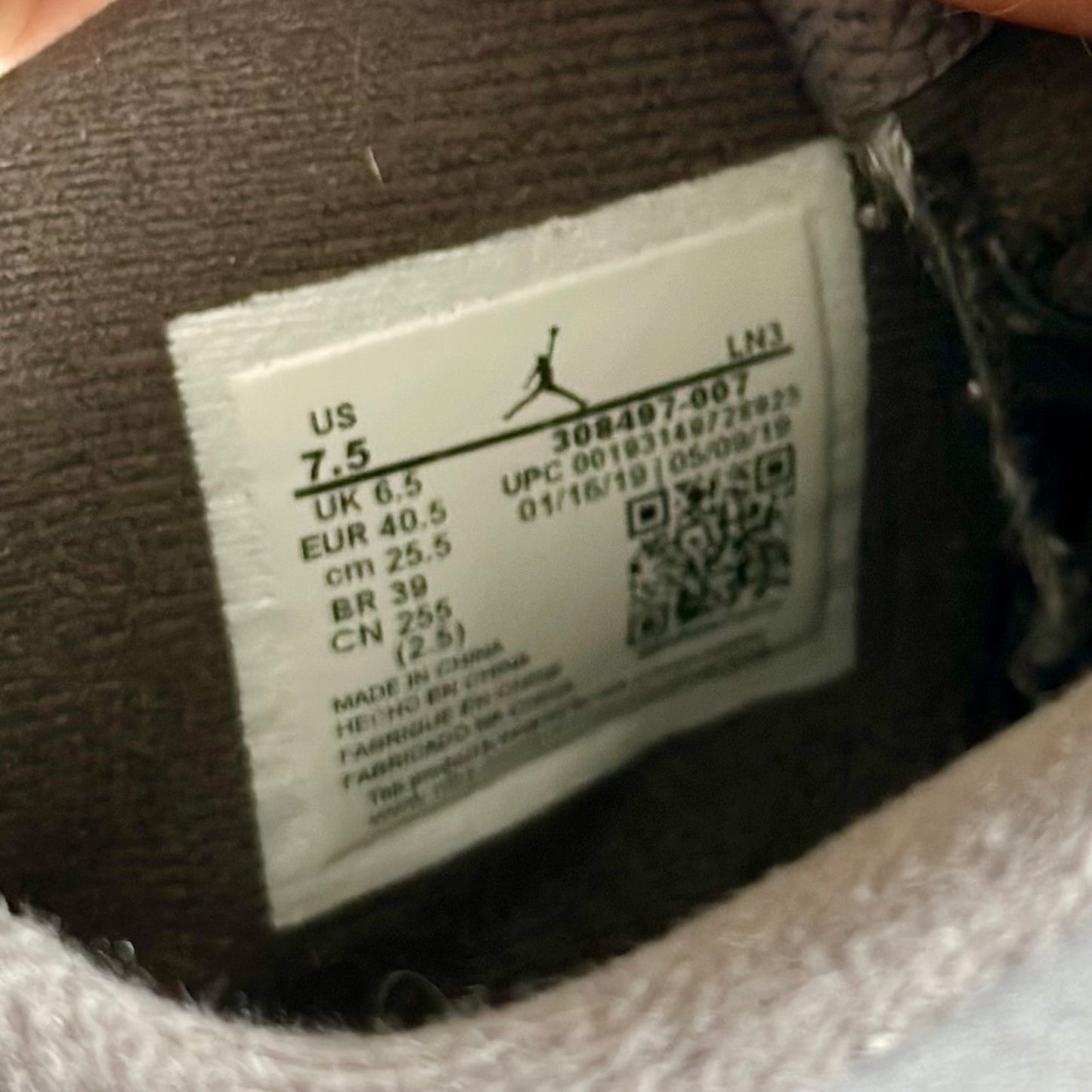 Preloved - Air Jordan 4 Retro - Cool Grey (UK 6.5)