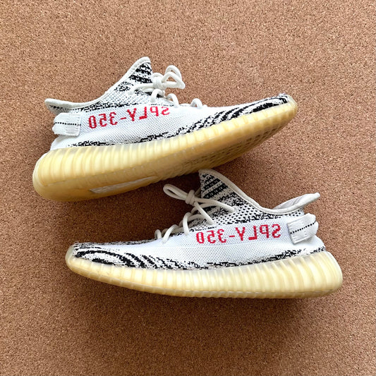 Preloved Yeezy Boost 350V2 - Zebra (UK 8)
