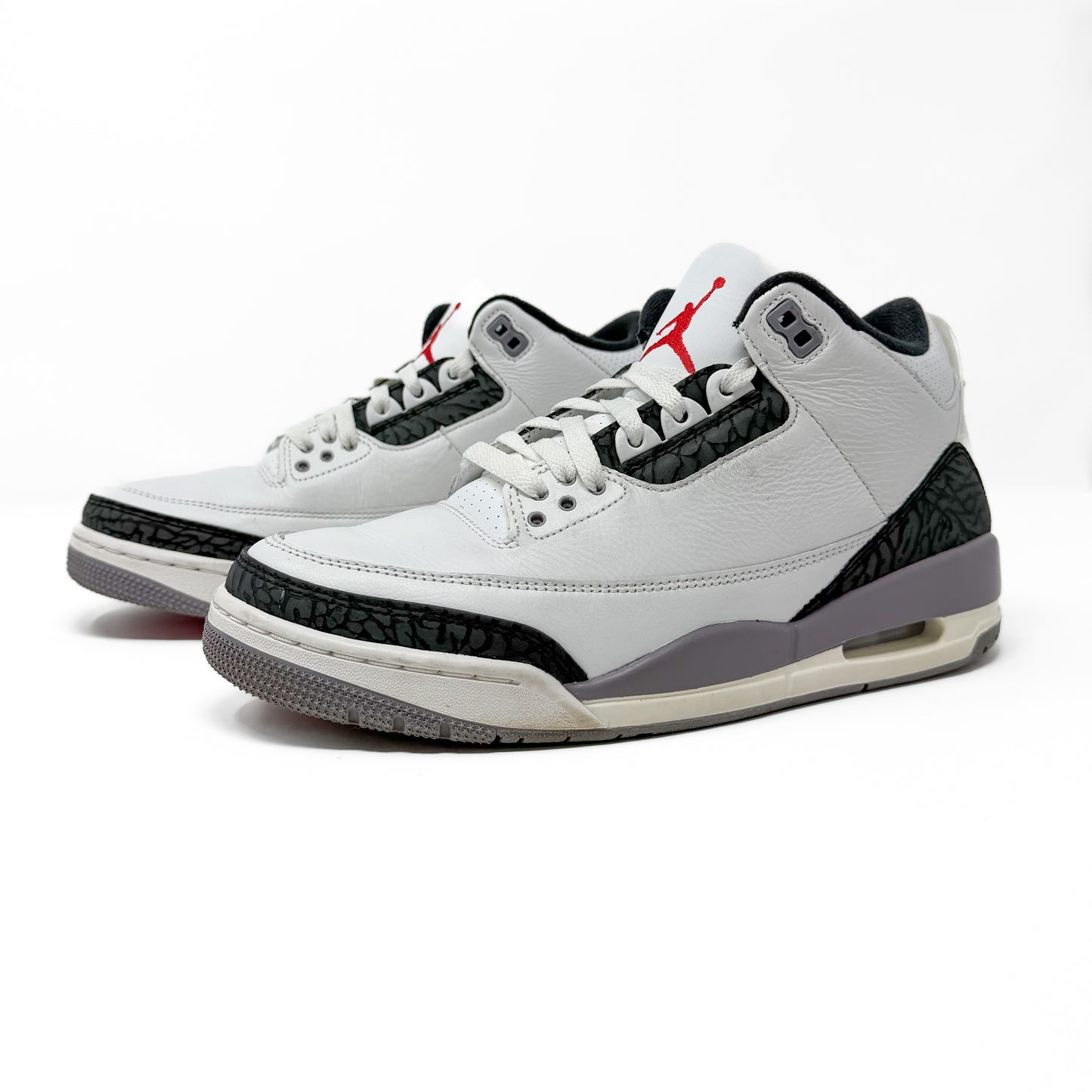 Preloved Air Jordan 3 Retro - Cement Grey