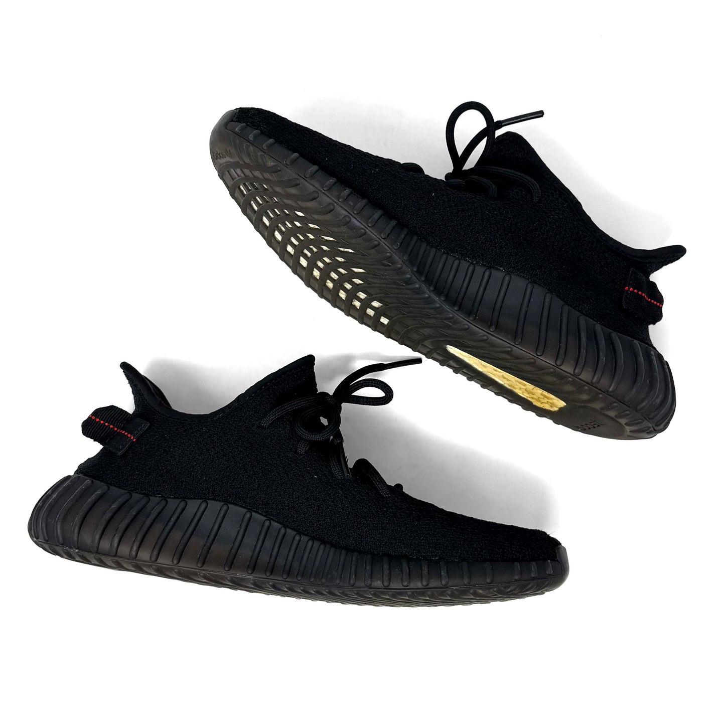 Preloved Yeezy Boost 350V2 - Bred (UK 9)