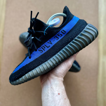 Preloved Yeezy 350V2 - Dazzling Blue (UK 8)