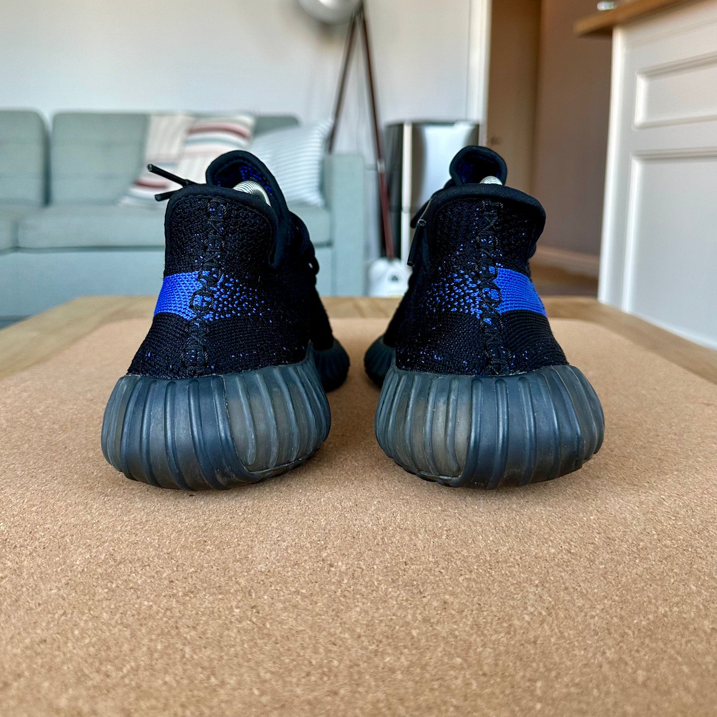 Preloved Yeezy 350V2 - Dazzling Blue (UK 8)